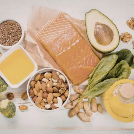 Read more about the article Korzyści jakie niesie ze sobą przyjmowanie kwasów tłuszczowych omega-3 i selenu.